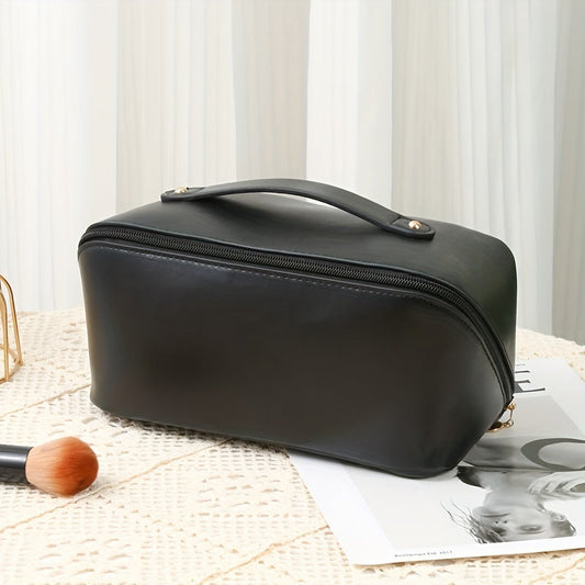 Maximize Your Beauty: Large Capacity Travel Cosmetic Bag with Multifunctional Makeup Bag & Waterproof Zipper Organizer